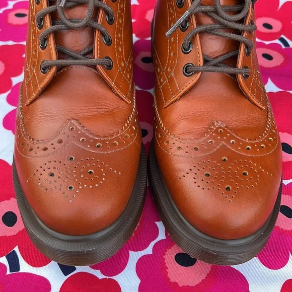 Dr. Martens Affleck Cognac Brogue Wingtip 7 Eye Lace Up Boots - Picture 12 of 17